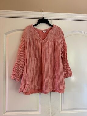 Time and Tru Coral Striped V-Neck Smocked Tunic Top